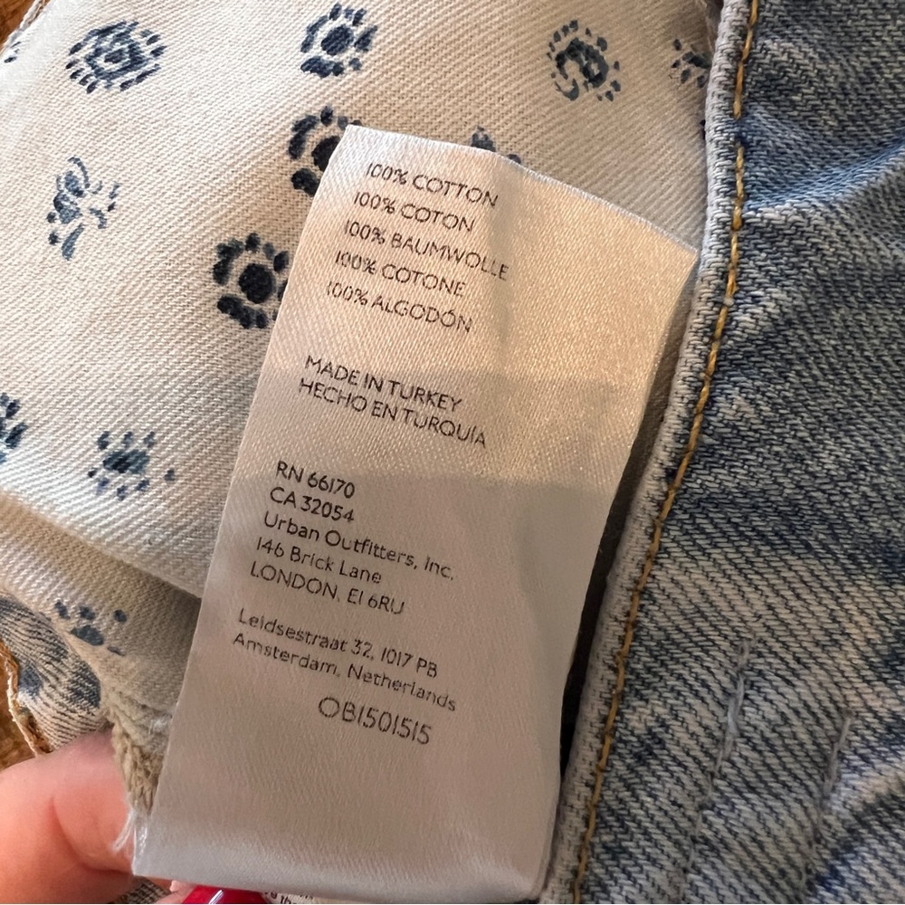 Pilcro Anthropologie Distressed Denim Mini Skirt Light Wash Raw Hem 2 - Picture 8 of 8